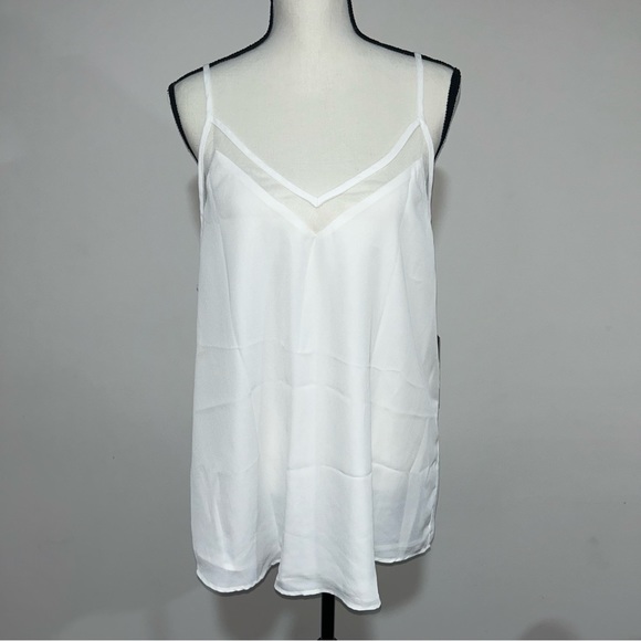 Lulu’s White Mesh Lightweight Tank Top - Slightly Stained - Picture 5 of 10